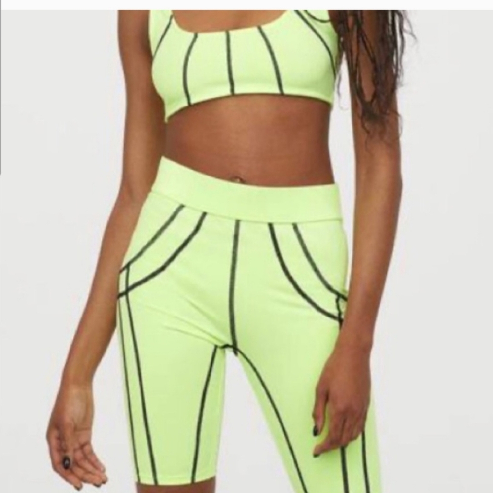 Justin Skye x H&M Cycling Shorts and  Sports Bra!